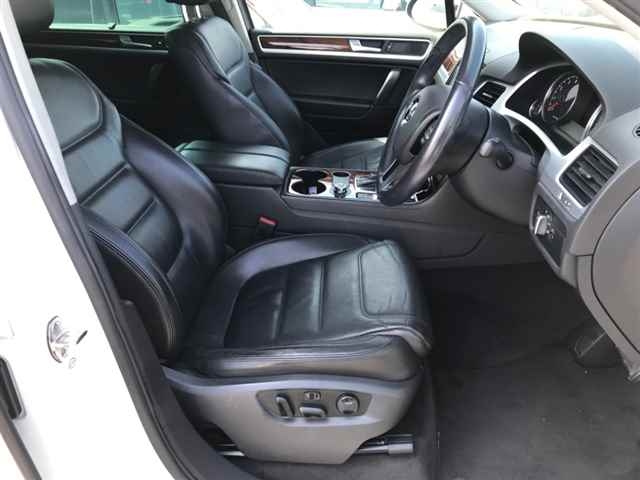 VOLKSWAGEN TOUAREG 2012