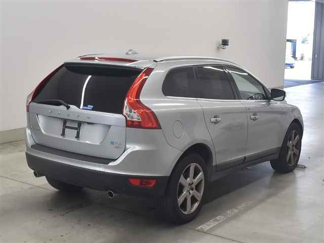 VOLVO XC60 2012