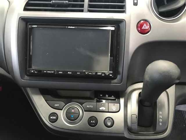 HONDA STREAM 2009