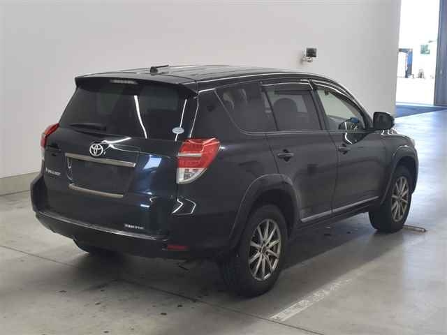TOYOTA VANGUARD 2013