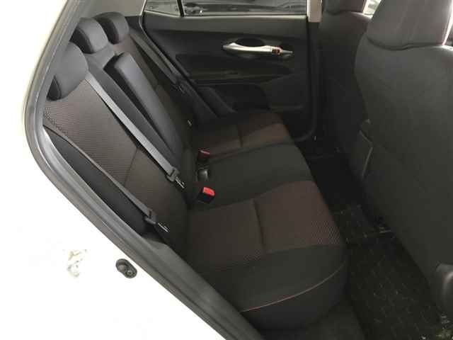 TOYOTA AURIS 2012