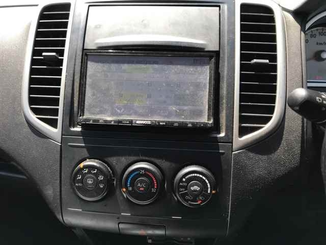 NISSAN WINGROAD 2010