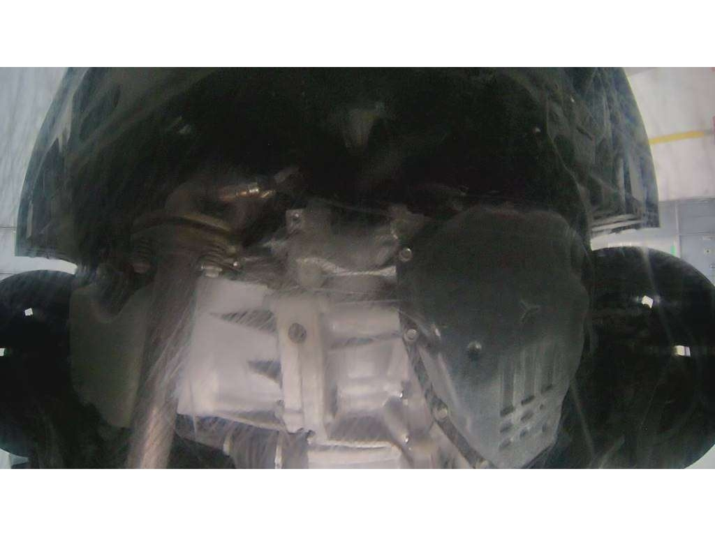 MITSUBISHI DELICA D2 2014