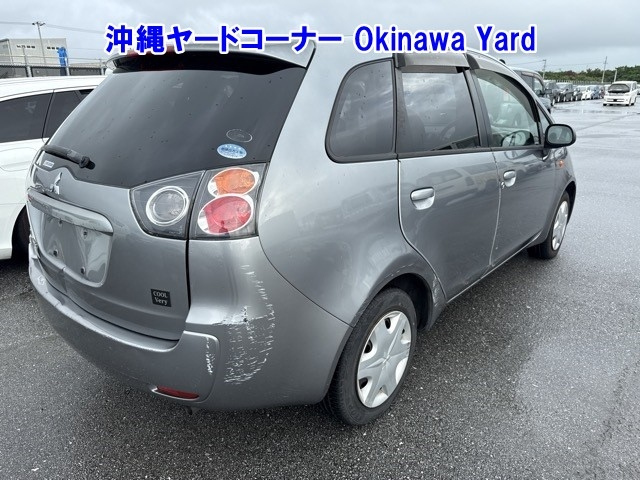 MITSUBISHI COLT PLUS 2011