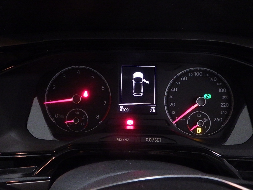 VOLKSWAGEN POLO 2018