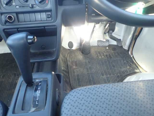 NISSAN CLIPPER TRUCK 2020