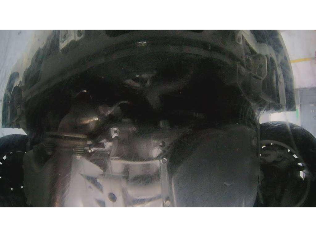 MITSUBISHI DELICA D2 2011