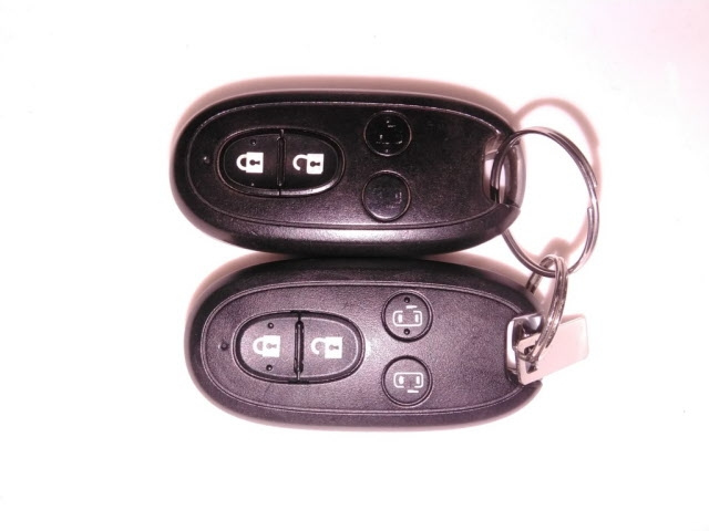 MITSUBISHI DELICA D2 2014