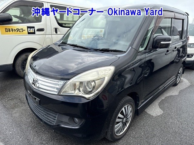 MITSUBISHI DELICA D2 2011