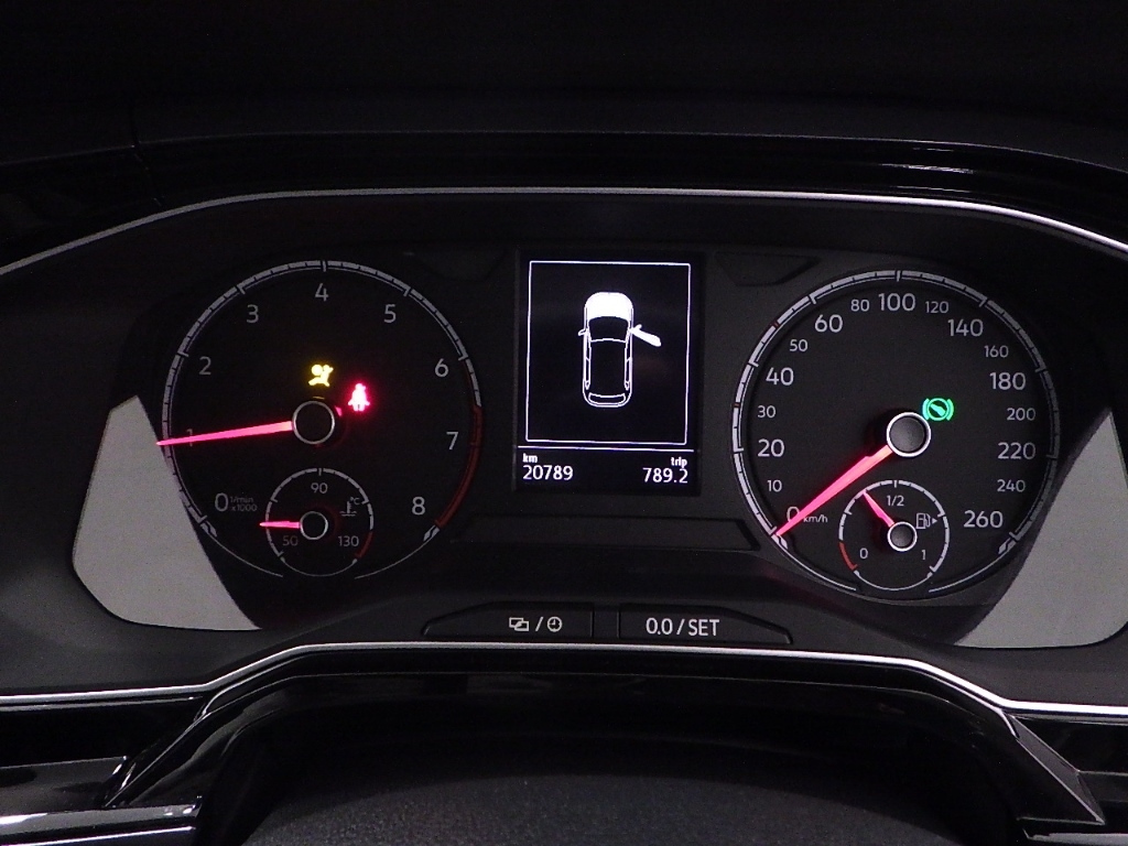 VOLKSWAGEN POLO 2018