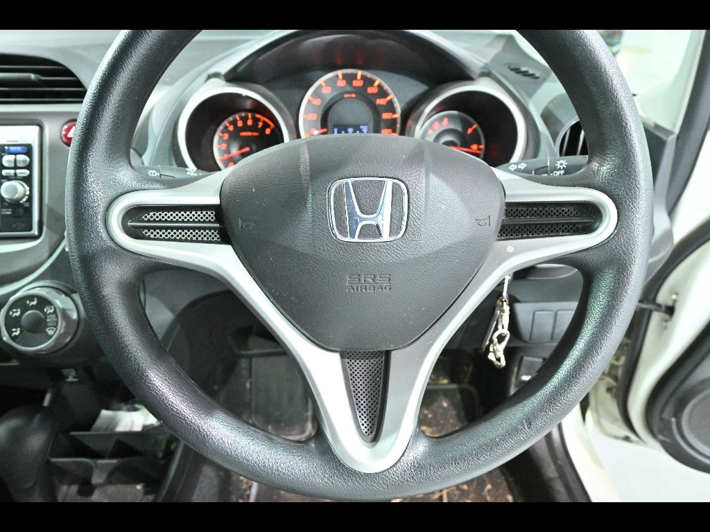 HONDA FIT 2010