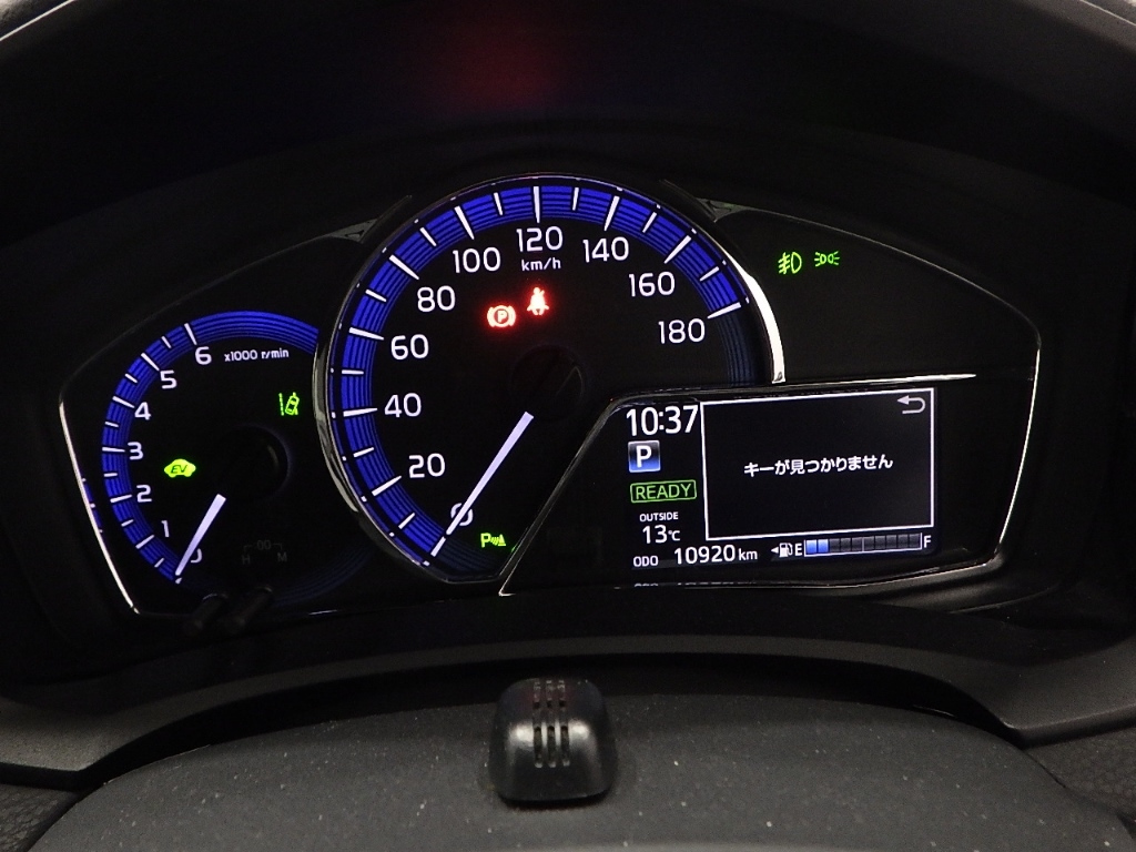 TOYOTA COROLLA FIELDER 2018