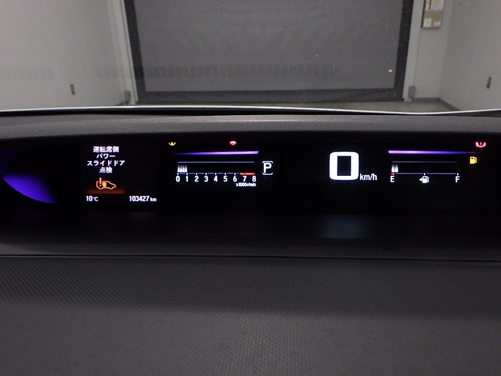 HONDA STEP WAGON 2015