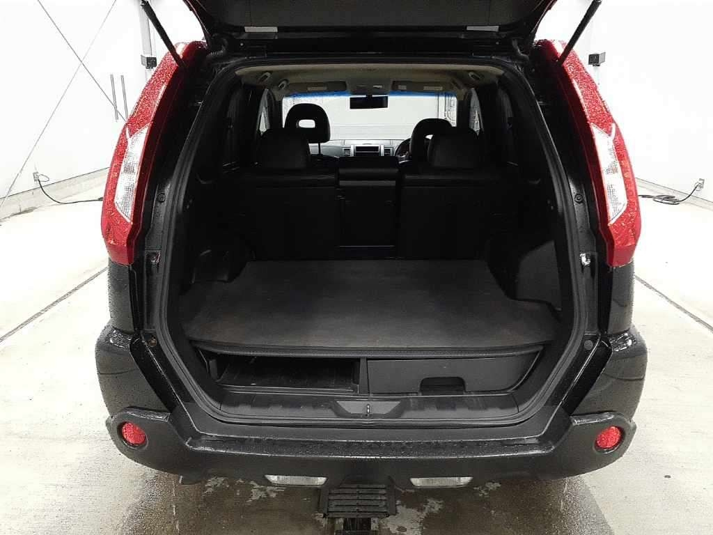 NISSAN X-TRAIL 2014