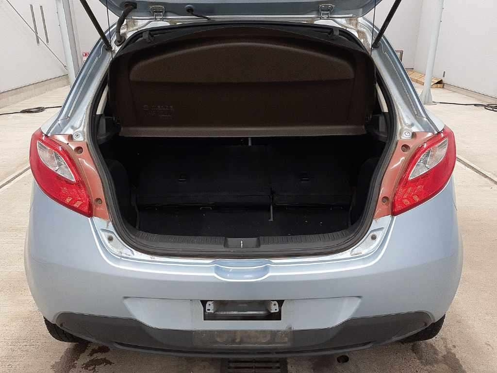 MAZDA DEMIO 2008