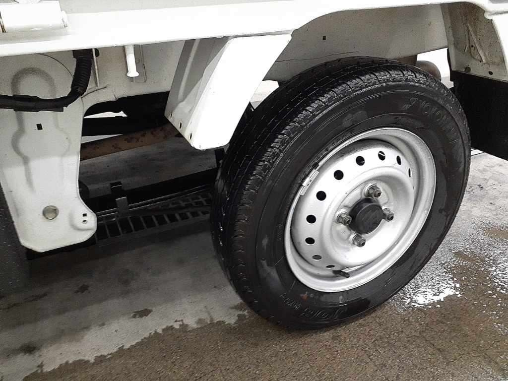 SUZUKI CARRY TRUCK 2010