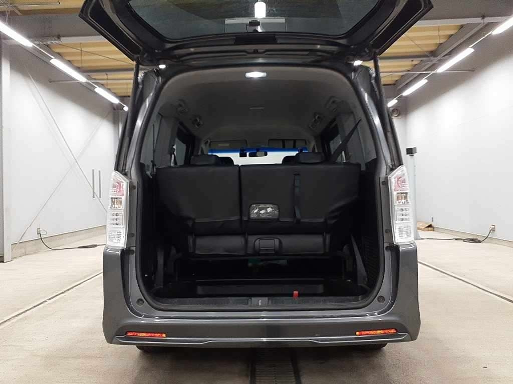 HONDA STEP WAGON 2013