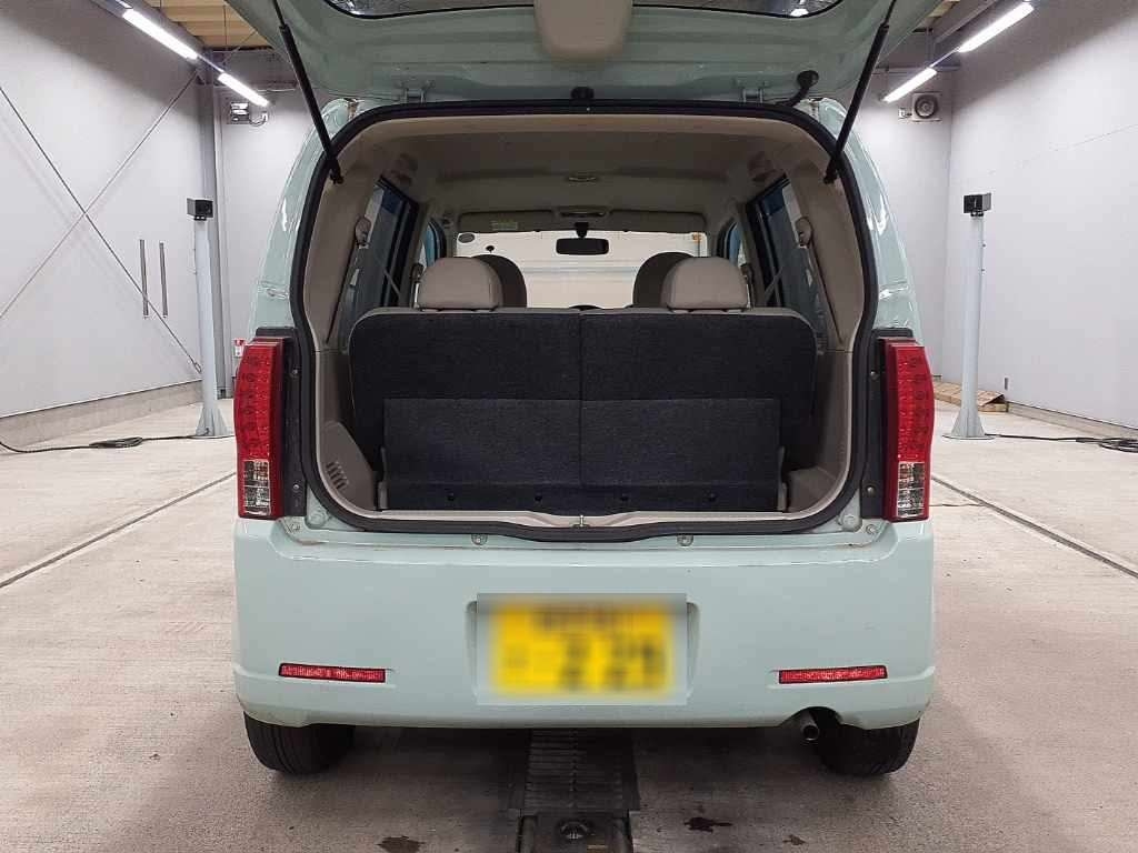 NISSAN OTTI 2010