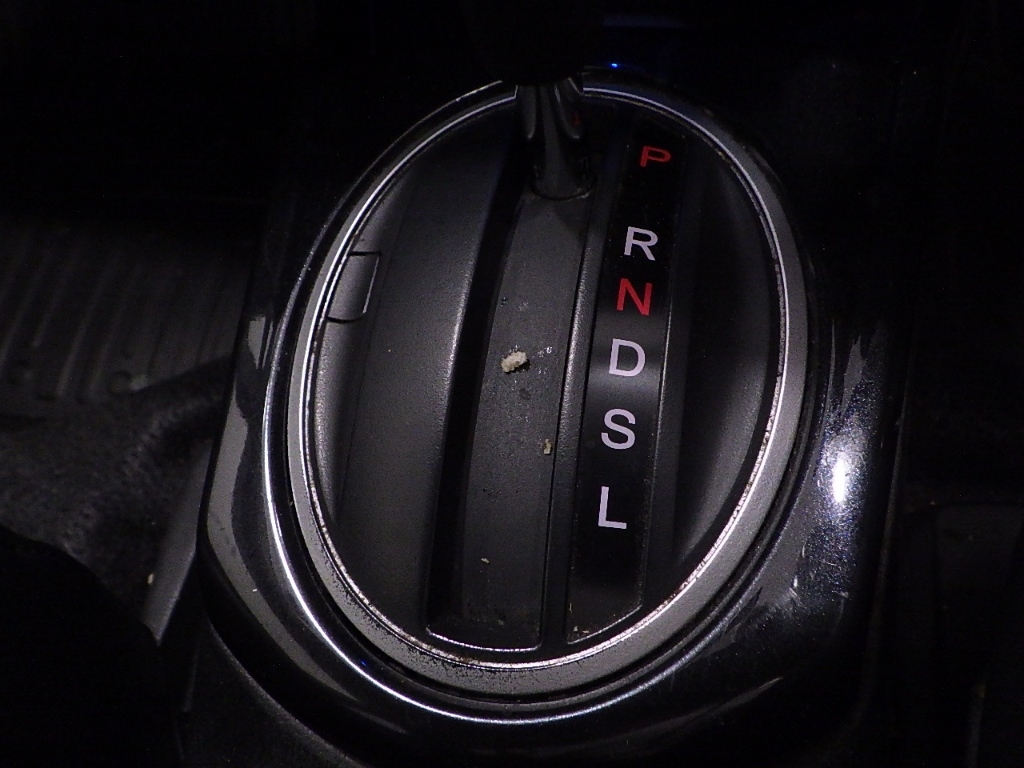 HONDA FIT SHUTTLE 2012