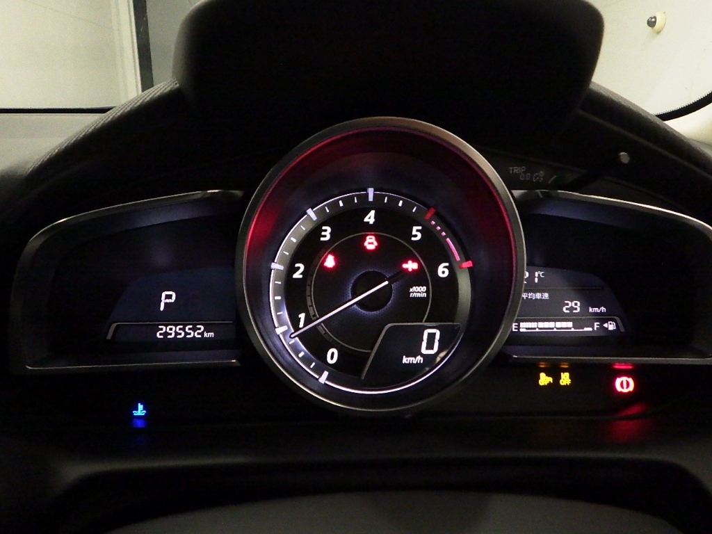 MAZDA DEMIO 2015