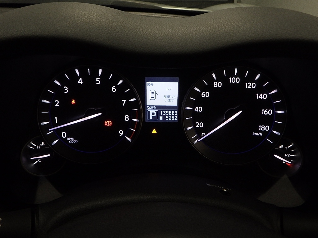 NISSAN FUGA 2009