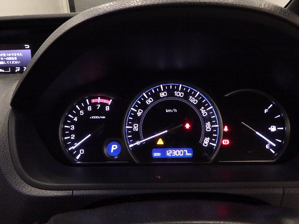 TOYOTA ESQUIRE 2015