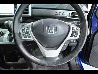 HONDA FREED 2015