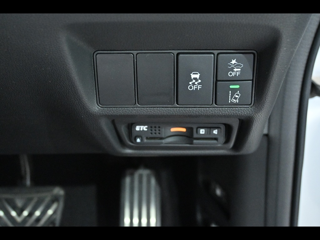 HONDA STEP WAGON 2016