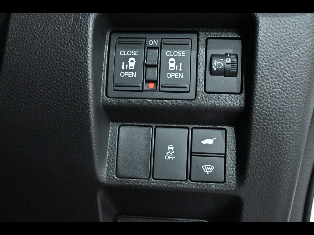 HONDA STEP WAGON 2025