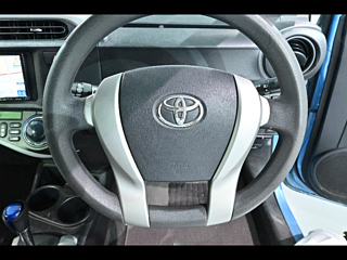 TOYOTA AQUA 2014
