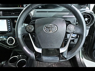 TOYOTA AQUA 2020
