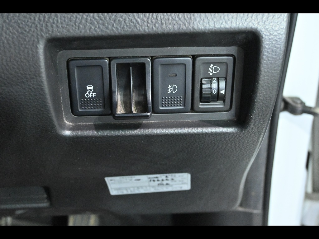 SUZUKI SWIFT 2014
