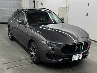 Заказать MASERATI LEVANTE