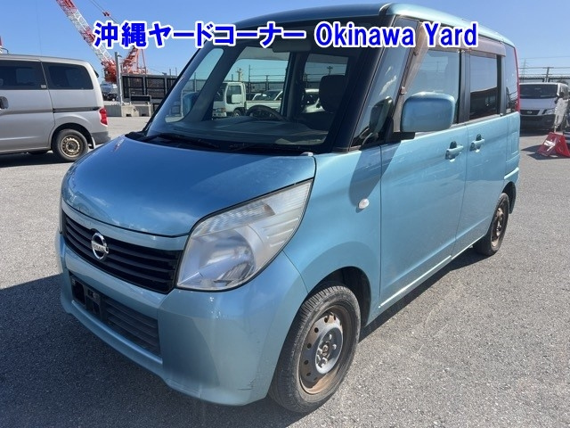 NISSAN ROOX 2013