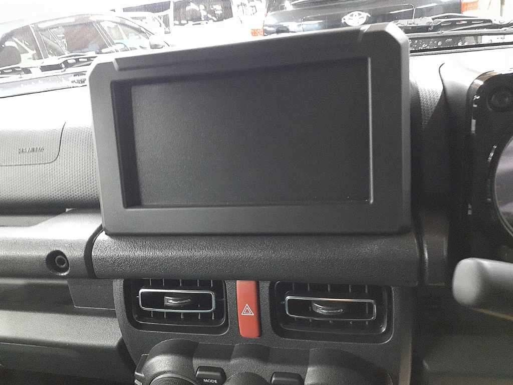 SUZUKI JIMNY NOMADE 2025