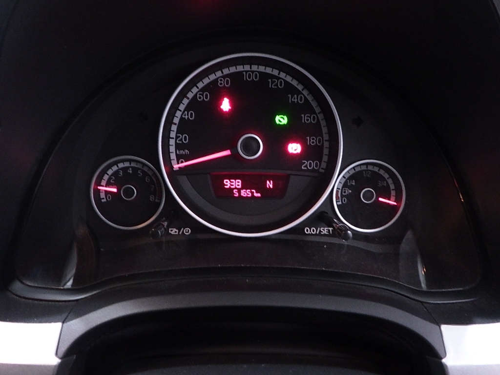 VOLKSWAGEN UP 2012