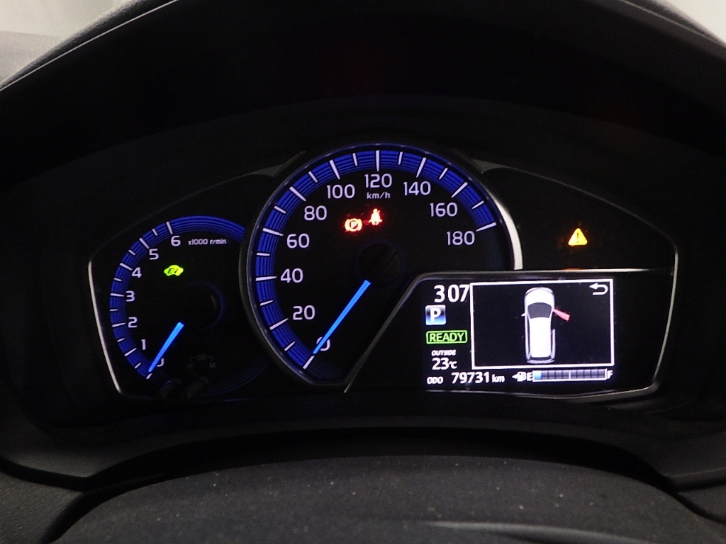 TOYOTA COROLLA FIELDER 2013