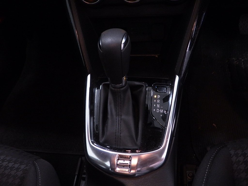 MAZDA DEMIO 2017