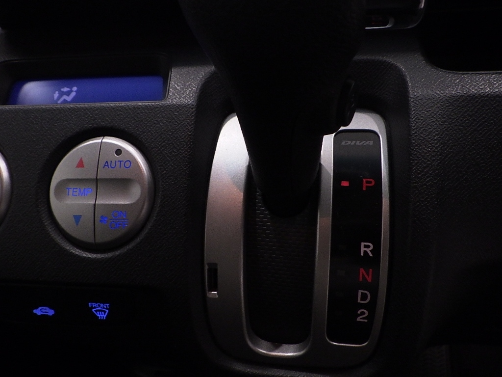 HONDA LIFE 2011
