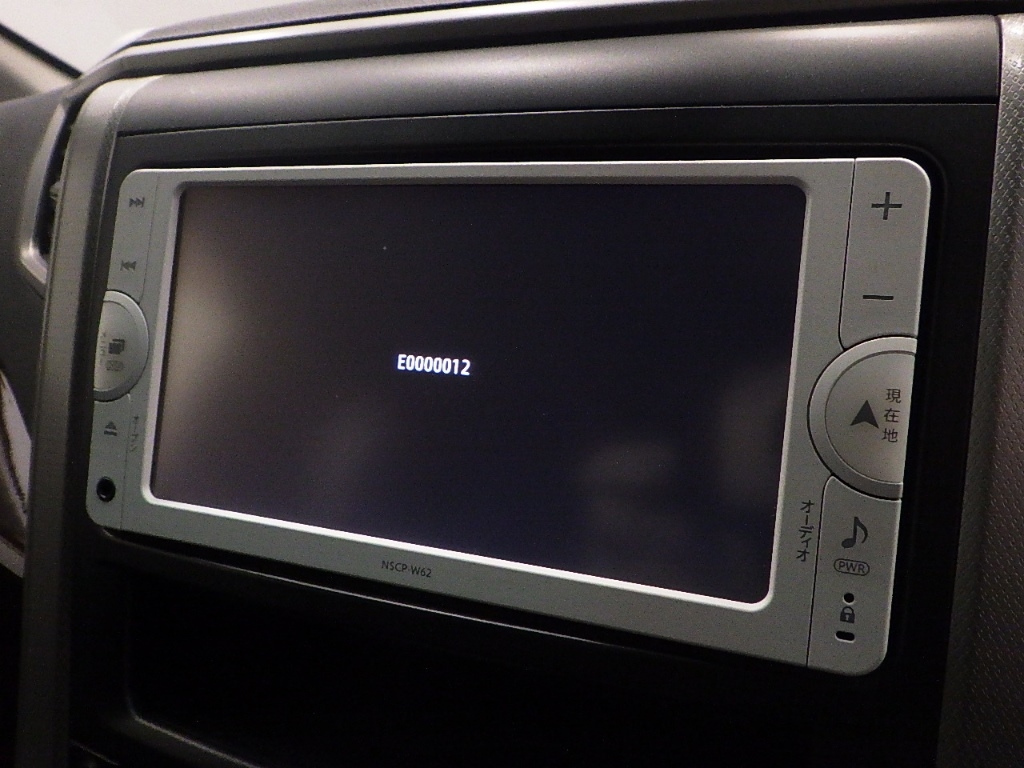 TOYOTA VELLFIRE 2012