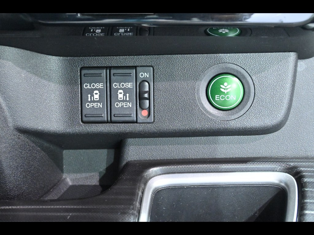 HONDA STEP WAGON 2017