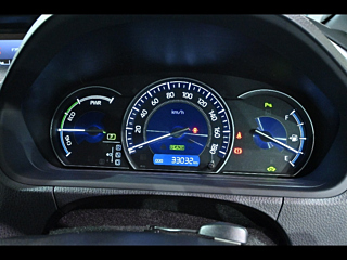 TOYOTA ESQUIRE 2019