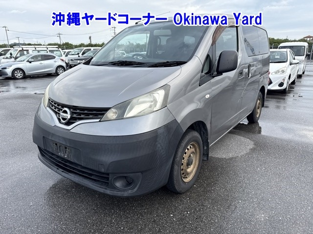 NISSAN NV200 2013