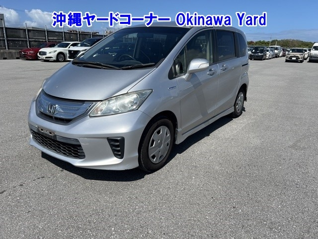 HONDA FREED 2013