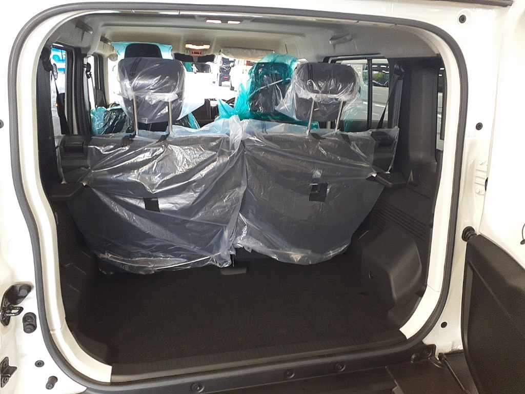 SUZUKI JIMNY NOMADE 2025