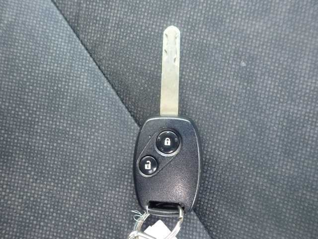 HONDA FIT SHUTTLE 2014