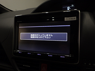 TOYOTA VOXY 2014