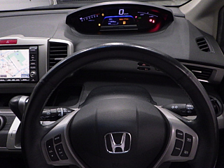 HONDA FREED 2012