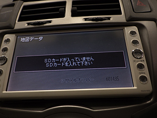 TOYOTA VITZ 2011