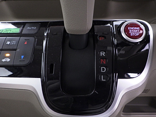 HONDA N BOX 2016
